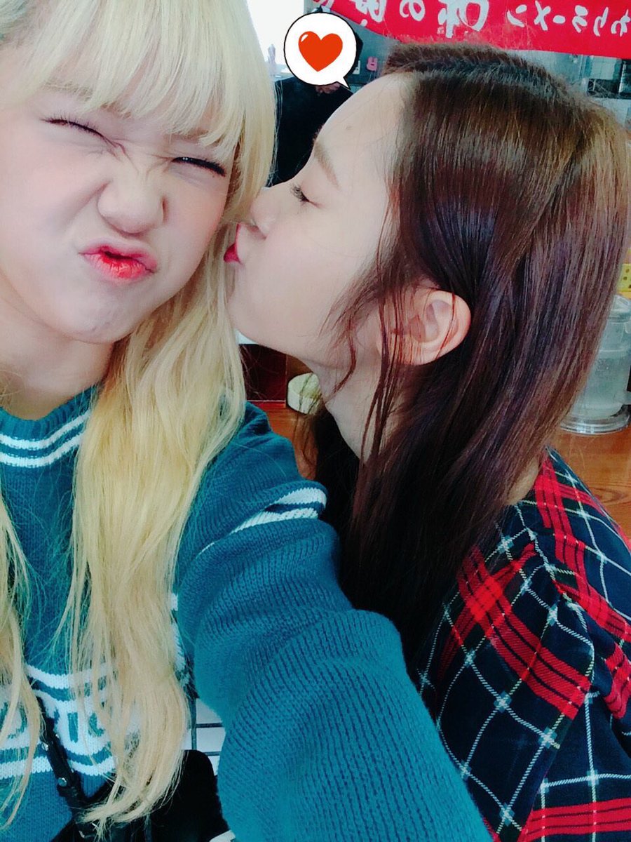 omg_mmk's tweet photo. かわいいかよ https://t.co/KusdV7ng3J