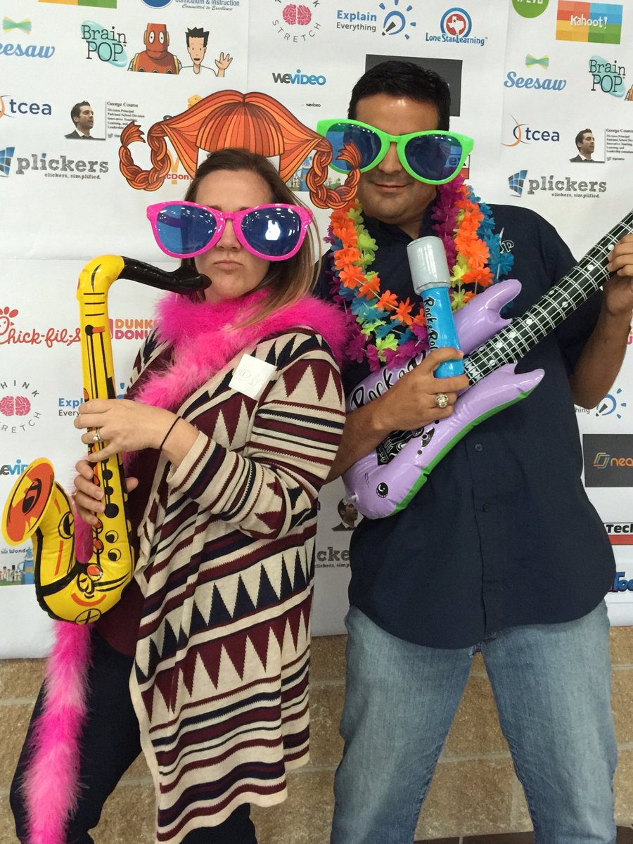 jjroth04's tweet photo. Serious learning going down at @edcampconroe1 with @brian_lee4 https://t.co/Y5Onq5JmIs