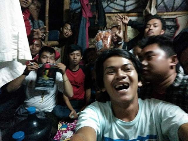 Kami masi ada ko 😚😚😚