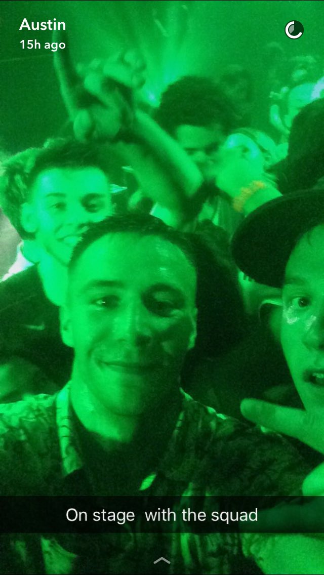 grate_lifestyle's tweet photo. Thank you @HippieSabotage for one of the best nights of my life. #Lit2016 🔥🔥🔥 https://t.co/91epEglyMG