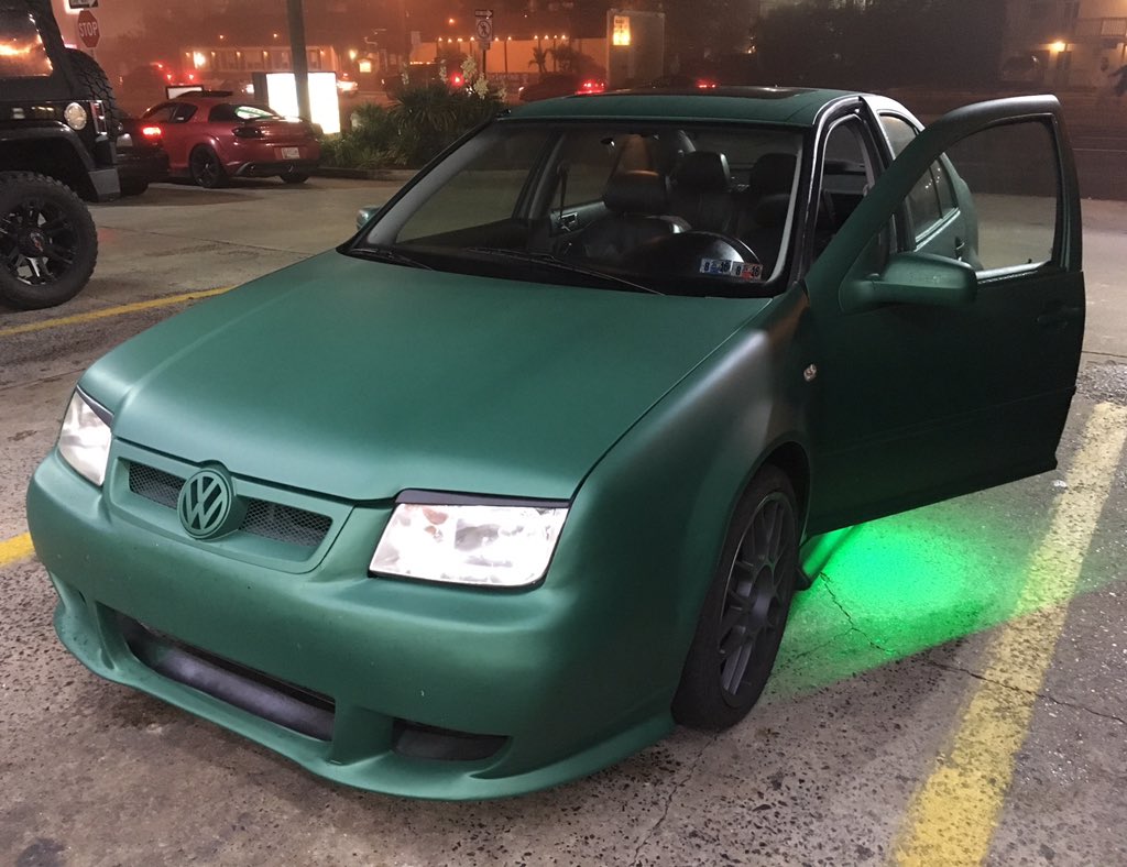 PlastiDipster's tweet photo. #h2oi #plastidip #vw #OCMD https://t.co/GoGfWVbZ6J