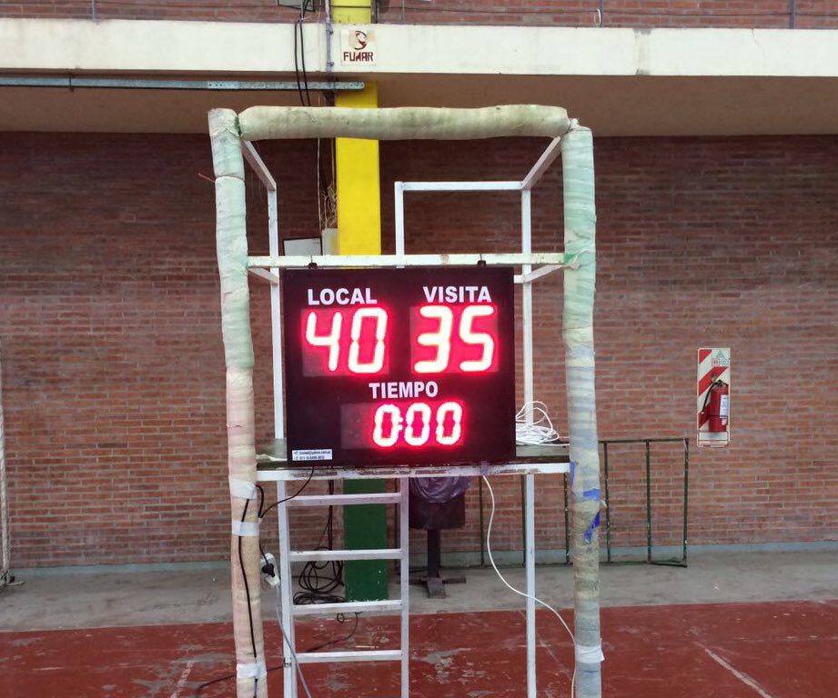 jonathanfrisa's tweet photo. Cuadrangular de basquet adaptado en el polideportivo, Alte Brown ganó un partido ajustado sobre el final! @CascallaresPJ https://t.co/OjIRue6bQ0