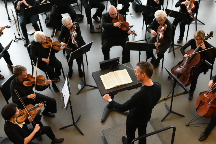 NACOrchCNA's tweet photo. . @ShelleyConduct leads the #RustyOrchestra in Bizet’s Carmen Suite No. 2 at #IsabelBader Centre for @CultureDays in #Kingston https://t.co/S0QVCW0yz9