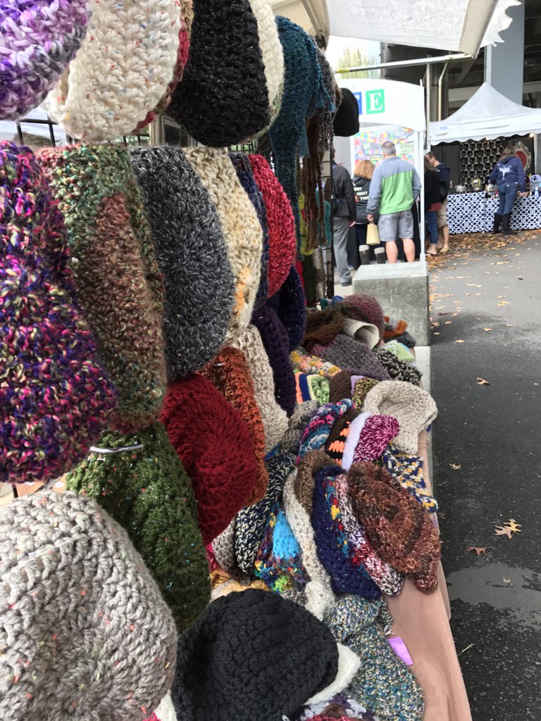singingwolfboy's tweet image. Checking out the Portland Saturday Market. Also open on Sundays? I guess this means they sell Saturday at the market. #PyDX