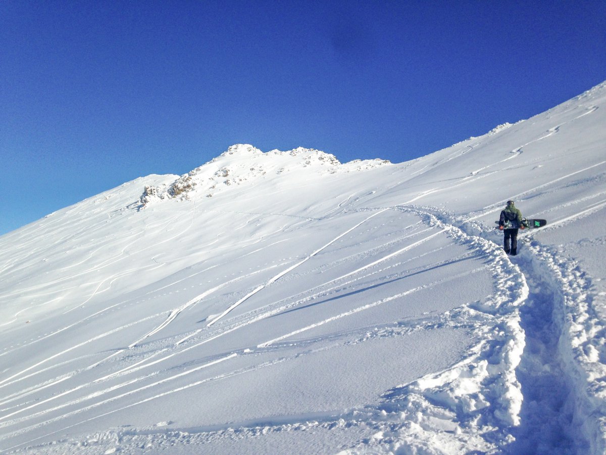 k2snowboarding's tweet photo. Stairway to heaven at Mount Dobson | @Hc2dabone getting after it in NZ | #weareallenjoyers #seekandenjoy #k2coolbean https://t.co/vKBaBXoQ0N