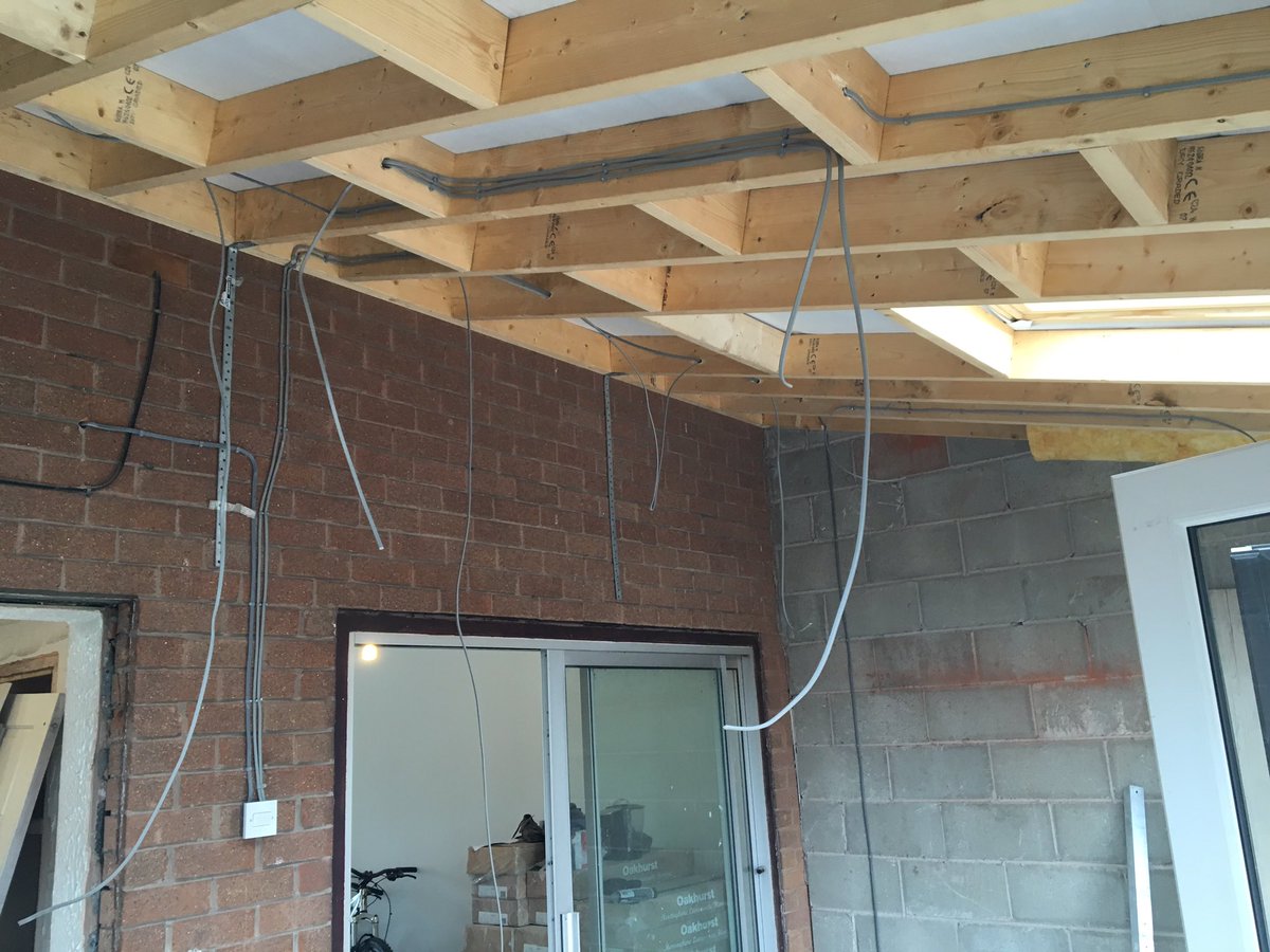VodeElectrical tweet picture