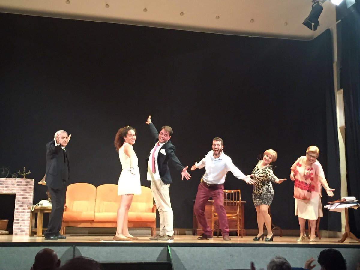 AytoLasTorresC's tweet photo. La obra #TrespapásparaTotó abre el "V Certamen Juan Baño" de teatro amateur en la Casa de la Cultura. Tres obras más competirán este octubre https://t.co/IeYz1khaCF