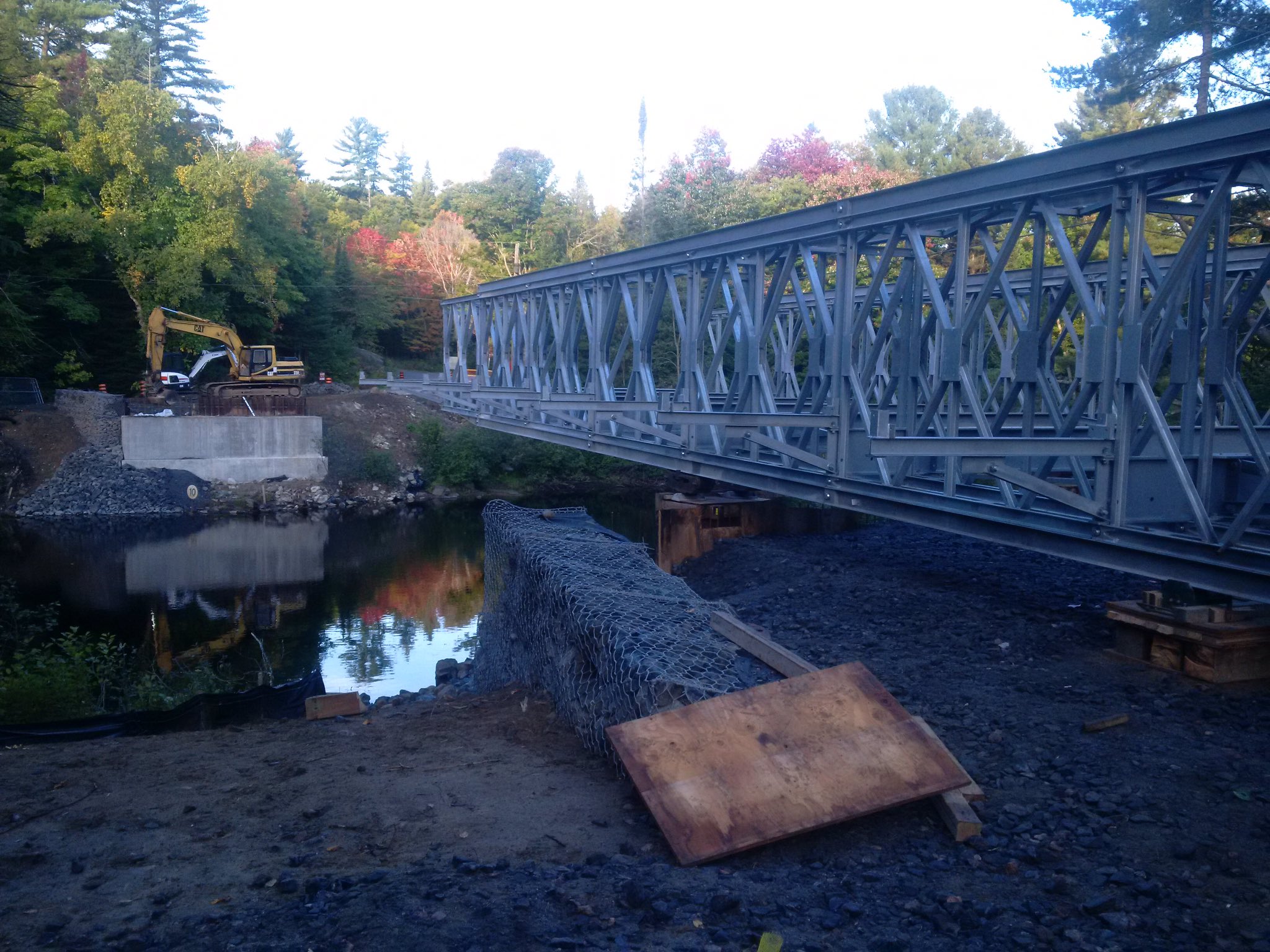 Rick Maloney on Twitter "Stephenson Rd 1 bridge ready to be placed