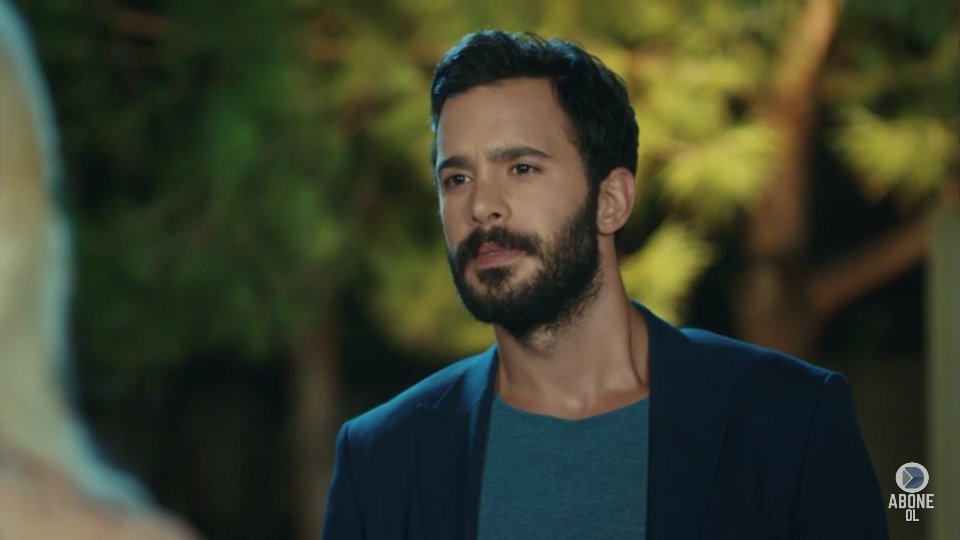 KaskOmerr's tweet photo. Sadece benimki mi ? Sence bu hikayenin tek mağduru benmiyim yenge ?
#kiralıkaşk https://t.co/yxTcZmylL3