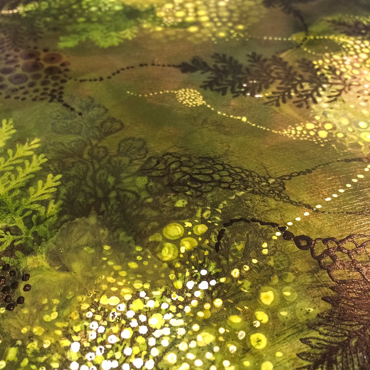 CarrieLederer's tweet photo. Detail of work of progress--acrylic ptg, inspired by fractals and forms in nature #carrielederer https://t.co/K5tNHePWZD