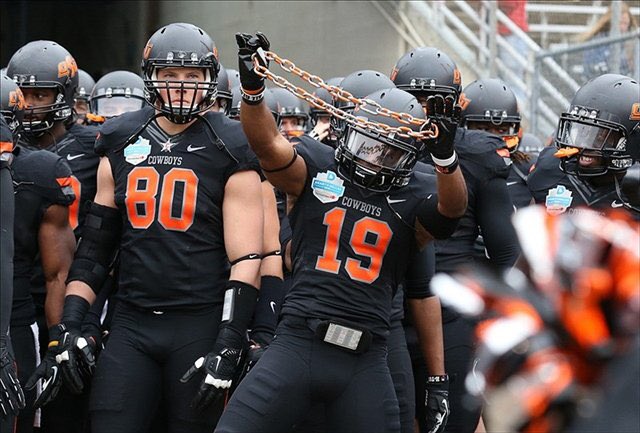 TheEvanFields4's tweet photo. Blessed to receive my 21st offer from Oklahoma State๐๐ #GoPokes #G2G https://t.co/TlDC9vCa2L