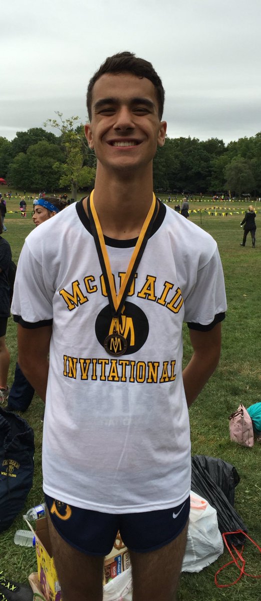 Ranger_Track's tweet photo. Cole V. 11th overall in boys varsity race at McQuaid 16:12 https://t.co/5hOcTUEvhP