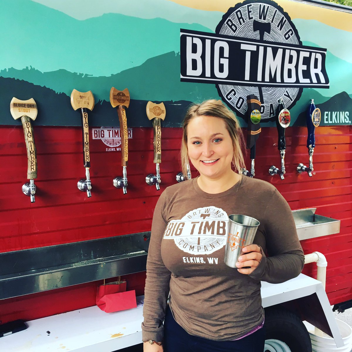 BigTimberBrew's tweet photo. Banjos, Burgers &amp; Beers at #mountainstateforestfestival #elkinswv #westvirginia #axforbigtber #axforbtb #bigtimberbrewing https://t.co/4P9CKcIxv2