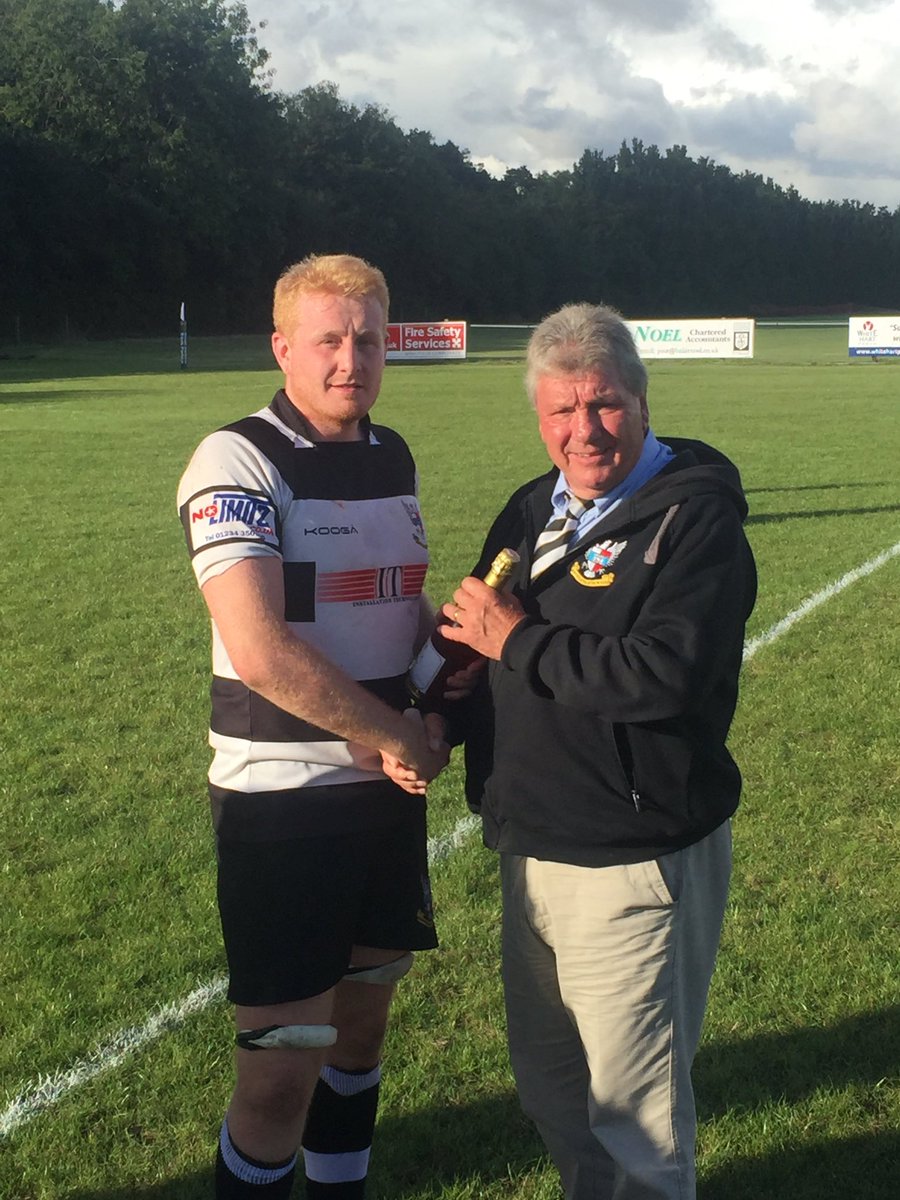 BedfordAthletic's tweet image. 1st XV Man of the Match goes to skipper Rob Watkins #montheath #captainsperformance