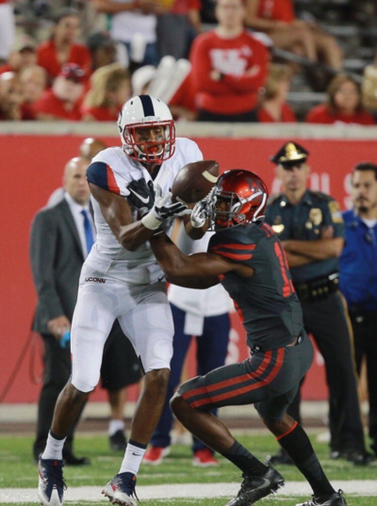 JavianSmith19_'s tweet photo. Ain't nothing change...CLAMPS🚫 #GoCoogs https://t.co/EwjiDJmWhF