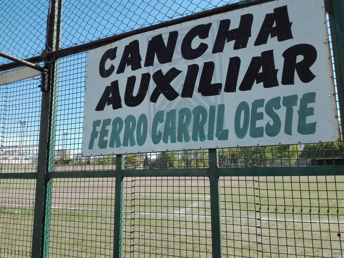 #DiaDelHinchaDeFerro. No hay nada mejor que casa