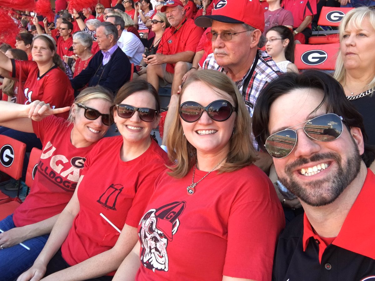 jenframe7's tweet photo. #TENNvsUGA https://t.co/viAzlPL7Gx