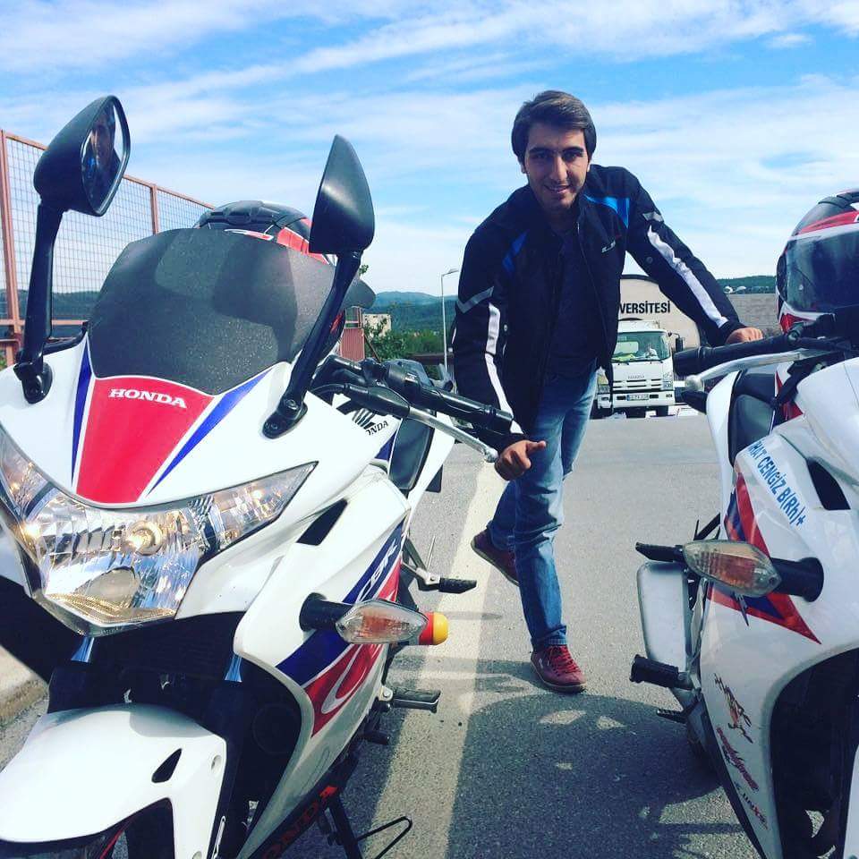 Ne demek 250 lik bile kesmedi beni 600rr lazım 😊😊