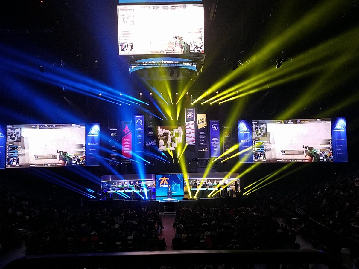 peanutstime's tweet photo. #ESLONE go @Liquid_Hiko ! #TeamLiquidPro :) https://t.co/Ra3CE5GDV0