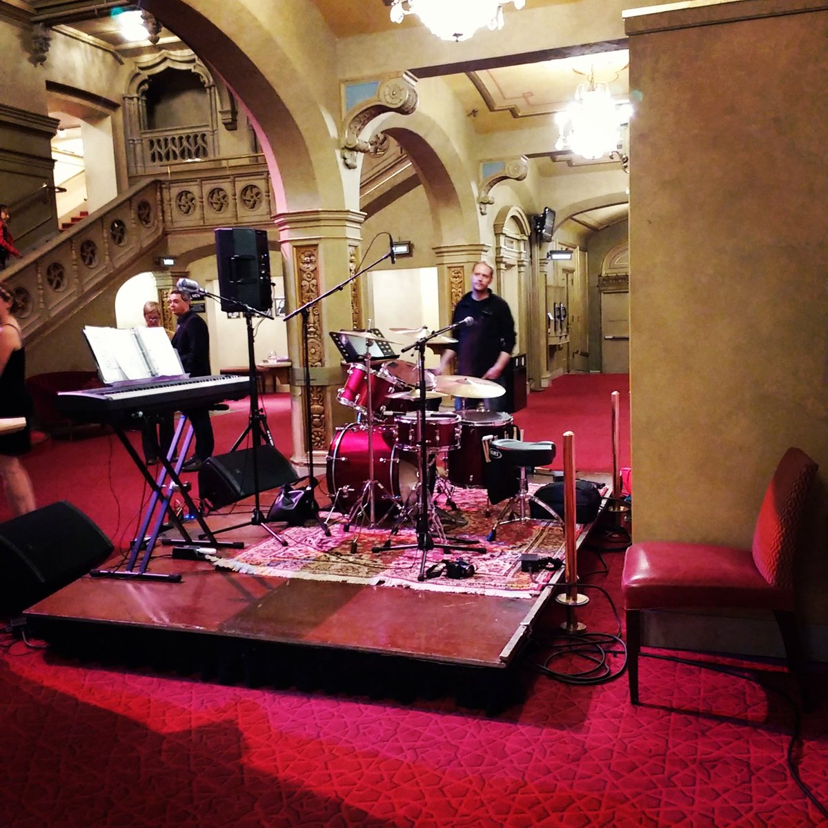 Victoria & Secrets tweet media