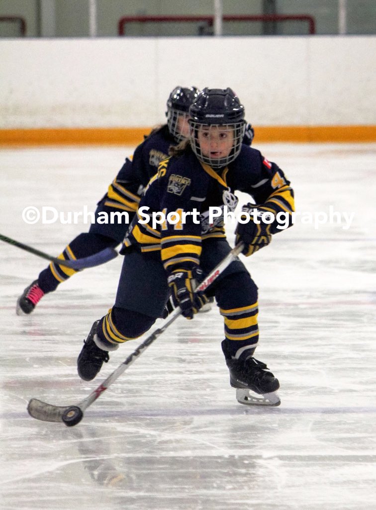 DrhmSprtPhoto's tweet photo. Snapped some pics of the Whitby Wolves Atom BB team in a game against the @ClaringtonGHA Flames. https://t.co/tfdFgZhN7p