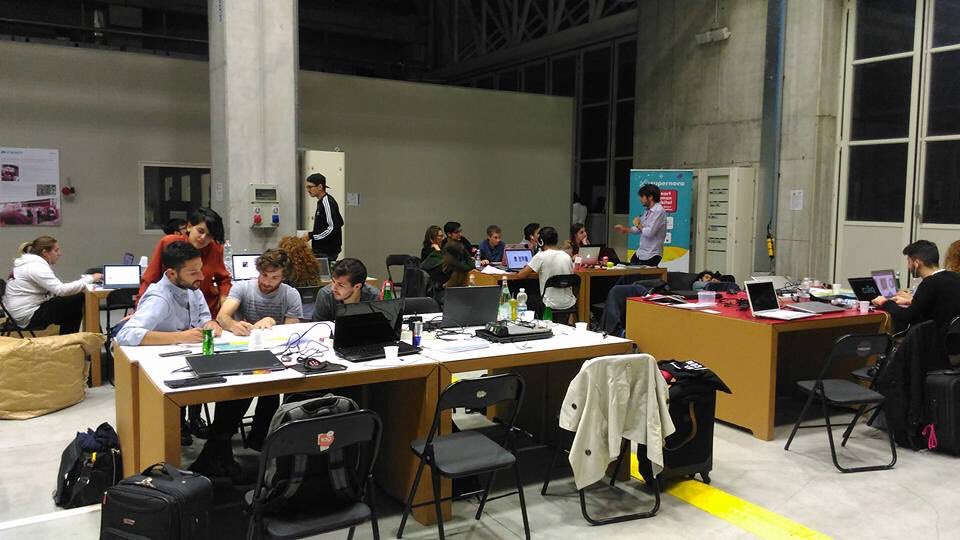 CSMThub's tweet photo. Never stop creating! Brescia Smart City Hackathon continua tutta la notte! @TalentGardenit #Fasternet @GdB_it @A2ASmartCity https://t.co/bnLGfICjW5