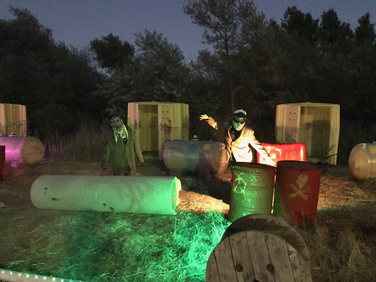 ThePBPark's tweet photo. Night is falling &amp; the #Zombies are stirring! Come hunt them tonight @ #HauntedGrounds! #HalloweenFun #ZombiePaintball #Oceanside https://t.co/VW7qVUayAp