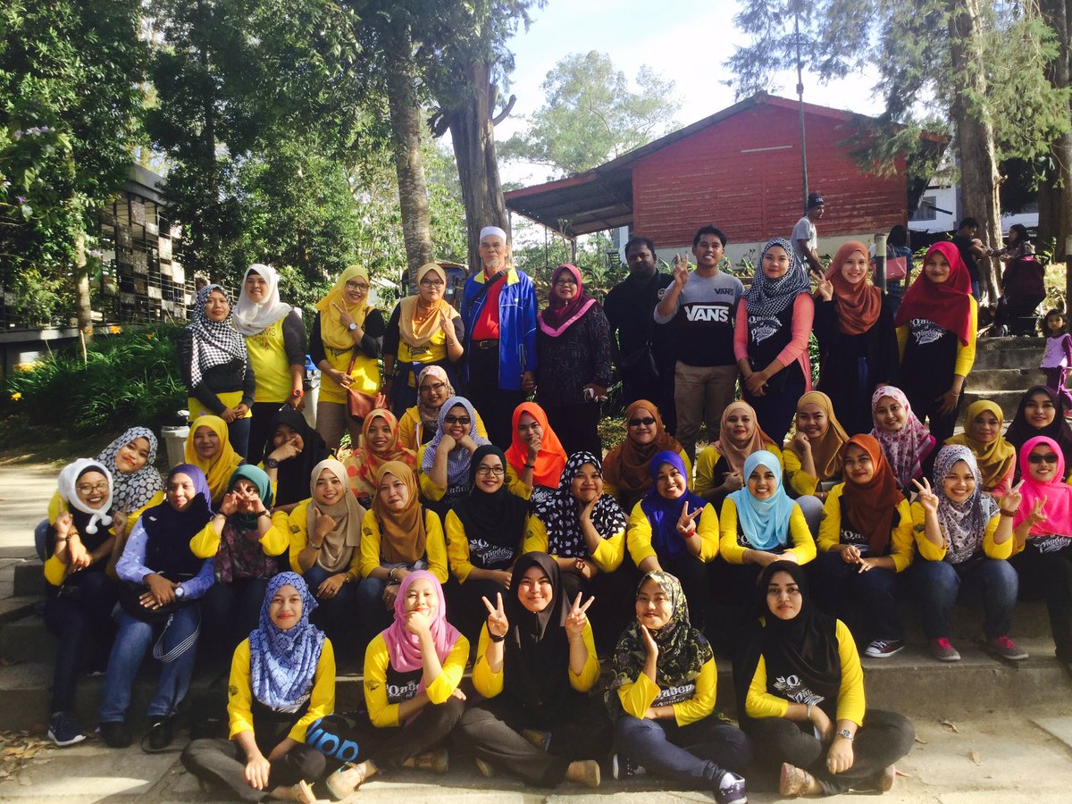 Firjunior3's tweet image. morning.. tak puas lagi pergi cameron semalam dengan dorang.. 😂..last sem yang sangat awesome hahah..
#40girls
#3boy