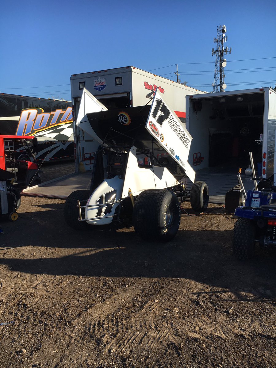 Ready to go at fall nationals.  @DominicScelzi41  at the wheel. <a href="/KellyWestphal/">ShavedIceDude</a> <a href="/REEnterprise1/">RE Enterprise</a> <a href="/ARTSpeedEquip/">ART Chassis</a> <a href="/McCollochsRV/">McColloch's RV</a>