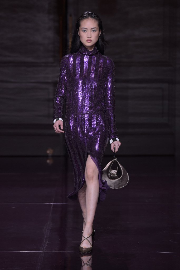 GraziaMexico's tweet photo. Mira los looks completos del desfile #SS17 de @NinaRicci 🔮 #PurpleRain #GraziaFrontRow
https://t.co/ELttfigLMx https://t.co/hA2ey3w6qp