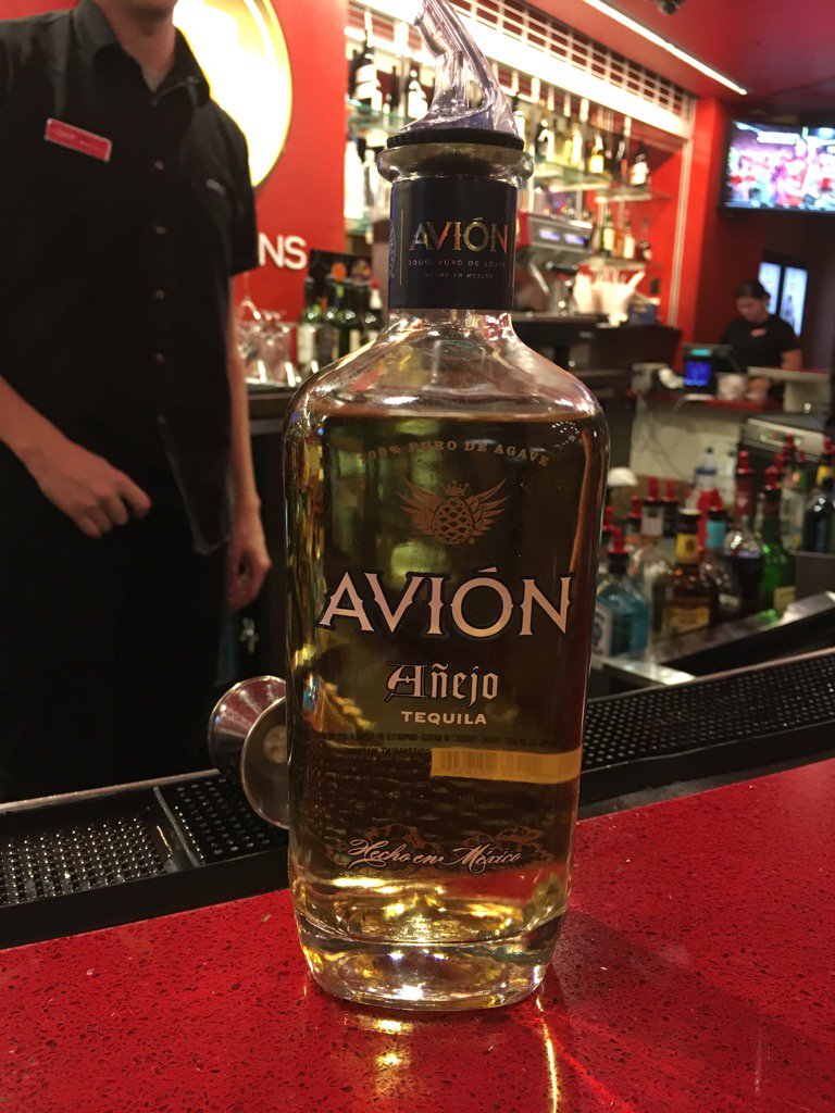 Marahm2k5's tweet photo. Favorite Tequila ever!!! 👍🏽👍🏽👍🏽 https://t.co/AWGDwkTyql