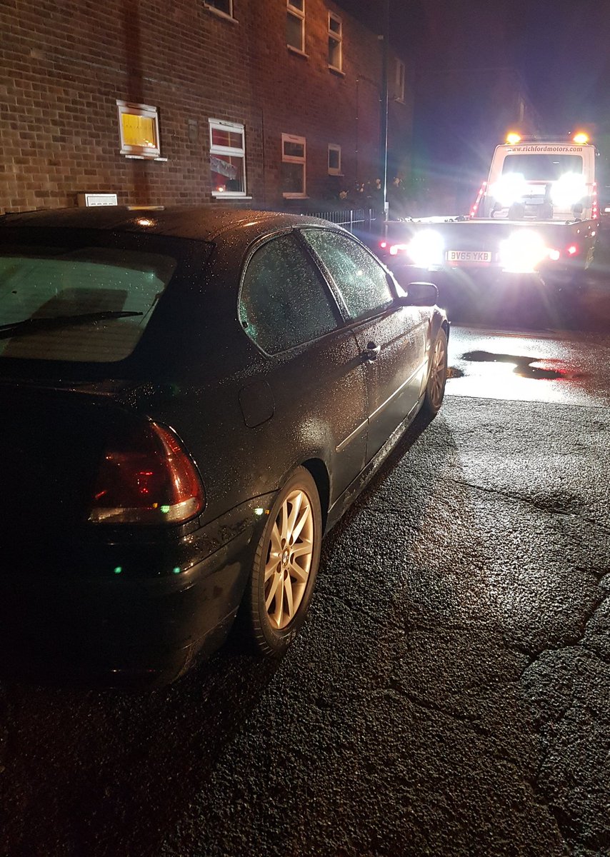 NottmCPCops's tweet photo. Another vehicle seized tonight, no tax, MOT or Insurance. #saferstreets #nottm https://t.co/iMoc5vkwEW
