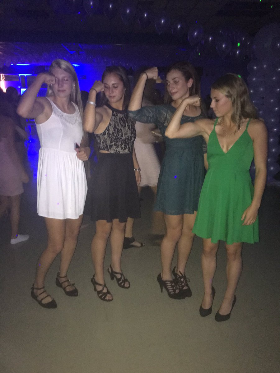 jjTFinest's tweet photo. Pretty and Strong #cookem #hoco https://t.co/mO9D1xoNYn