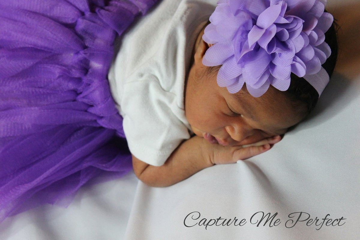 CaptureMePerfec's tweet image. We specialize in newborn and baby photography #photography #baby #photos