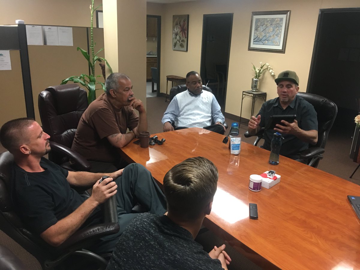 pyurglobal's tweet photo. PYUR Global CVO, Andre Walton is in Torrence tonight! 👍😁😀 #WeArePYUR https://t.co/kd86EyTY9d