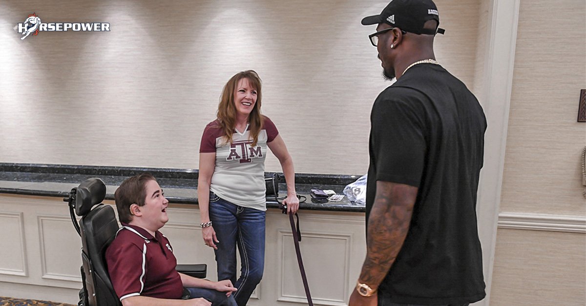 Broncos's tweet photo. .@TAMU student and #Broncos fan Kyle Cox gets the royal treatment from some #Broncos #Aggies ... and QB1.

📸 » https://t.co/pqoUZnbcK5 https://t.co/g0j8KzM5x2