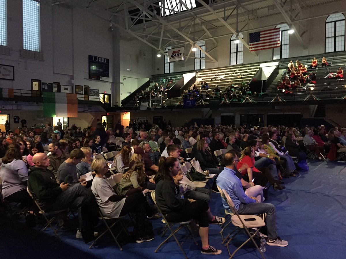 Frtomosa's tweet photo. What an awesome job @nova_irishdance!! Great job hosting 13 University Irish Dance Teams and we placed #1. Congratulations!!☘☘☘@VillanovaU https://t.co/pO0vcntPfb