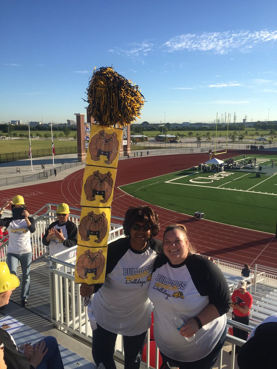 BulldogsBsi's tweet photo. #CCISDPowerOfOne https://t.co/rhKo1XYhmD