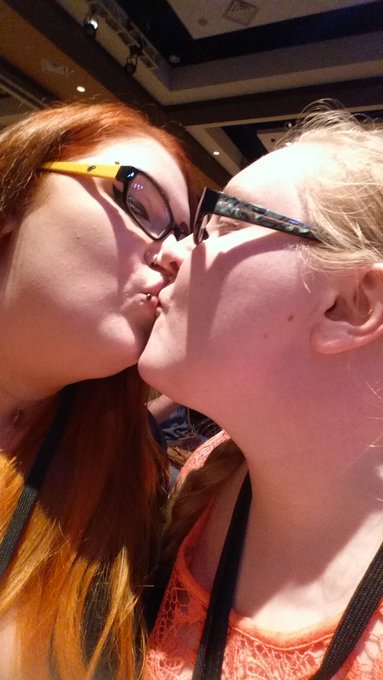 Just made a new best friend about 2 hours before the concert, then this happened!! #Andygrammer #gavindegraw<a href="/tag/andygrammer"class="tags"><span>#andygrammer</span></a><a href="/tag/gavindegraw"class="tags"><span>#gavindegraw</span></a><a href="/tag/wrabel"class="tags"><span>#wrabel</span></a>