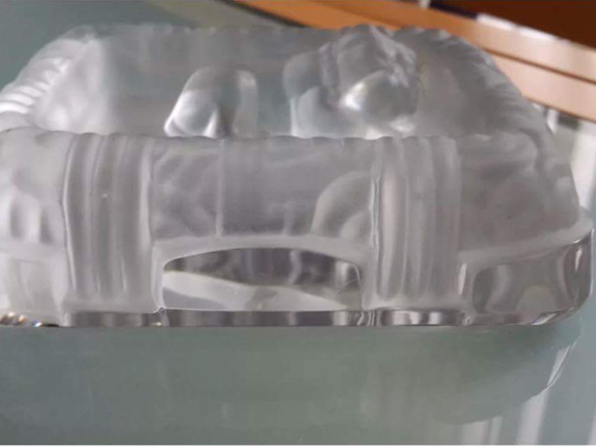 collectibulldog's tweet photo. Frosted glass puppy bulldog asleep in bed
COLLECTIBULLDOGS
#frosted #glass #bulldog #vintage #nice #cute #love #like #lastestedition https://t.co/VRTus7JQli