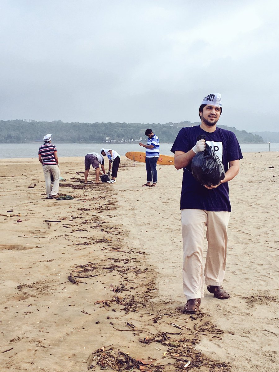 AAPGoa's tweet photo. We practice what we preach! @ValmikiNaik at @AamAadmiParty's #BeachCleanAthon https://t.co/lWza9oEtWb