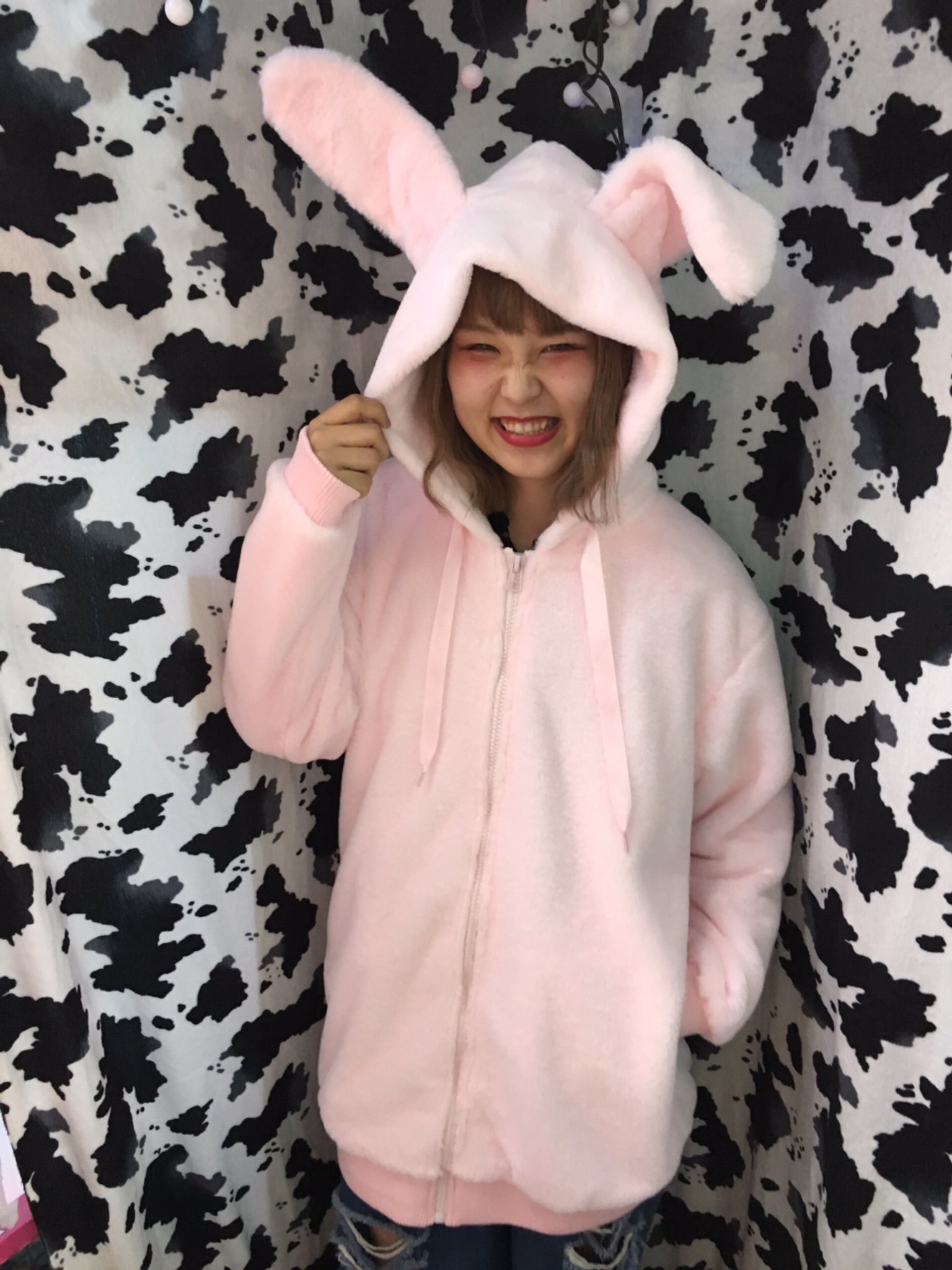 W C New ラビットもこもこパーカー 4 990 Tax うさ耳シリーズ に Zipパーカーが3色展開で登場だよ こちらのタイプは全体がもこもこ素材でとってもキュート 秋冬コーデのメインアイテムにぜひ