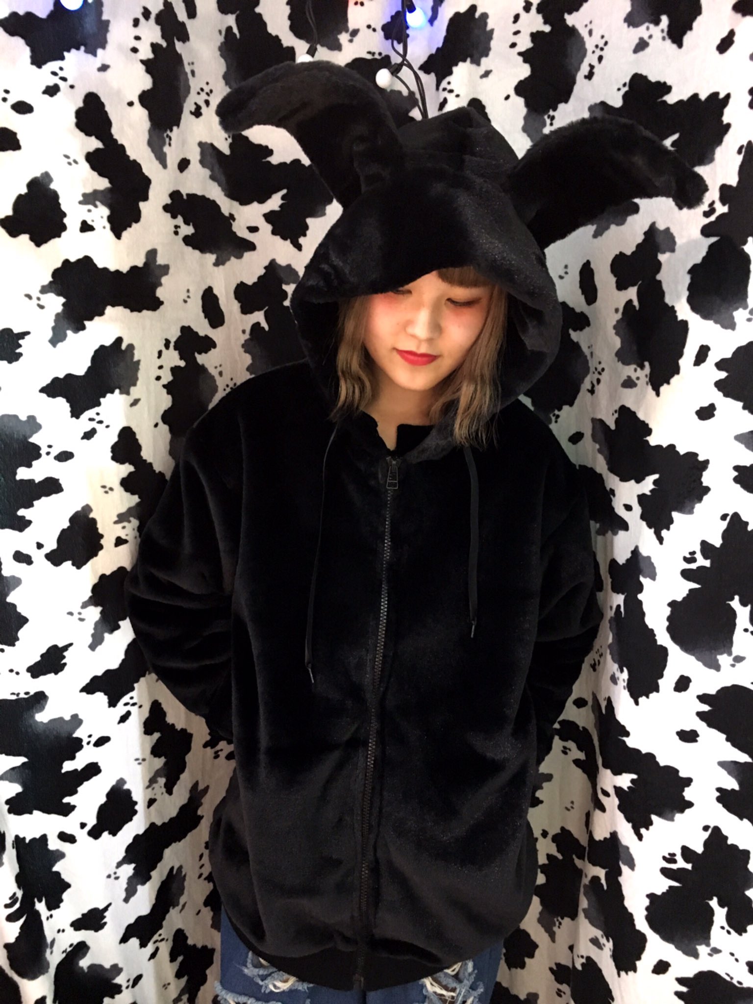 W C New ラビットもこもこパーカー 4 990 Tax うさ耳シリーズ に Zipパーカーが3色展開で登場だよ こちらのタイプは全体がもこもこ素材でとってもキュート 秋冬コーデのメインアイテムにぜひ