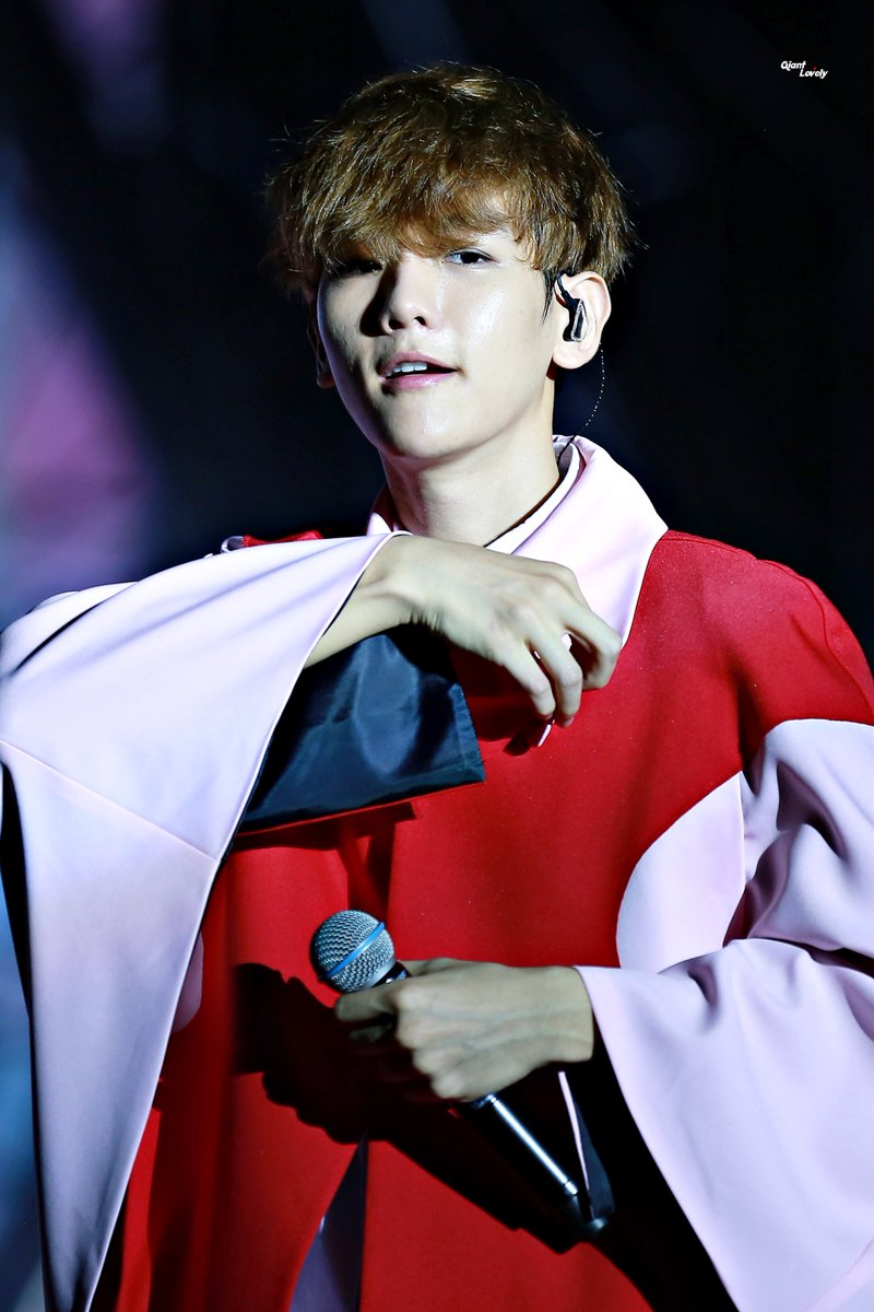 knockknock0408's tweet photo. [HQ] 160930 BAEKHYUN cr.GIANT LOVELY
https://t.co/Wj3lpZl7dg
https://t.co/rCJ84GtzzV
https://t.co/WudNHLACKW https://t.co/x2aMQX3UbC