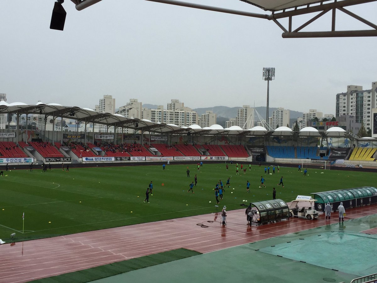 10월2일(일) 오후2시 성남FC vs 포항스틸러스경기가 있습니다. #성남시아동보육과(고혜경과장)와 #성남시국공립어린이집서포터즈는 최선을 다하고있는 성남FC를 응원합니다^^