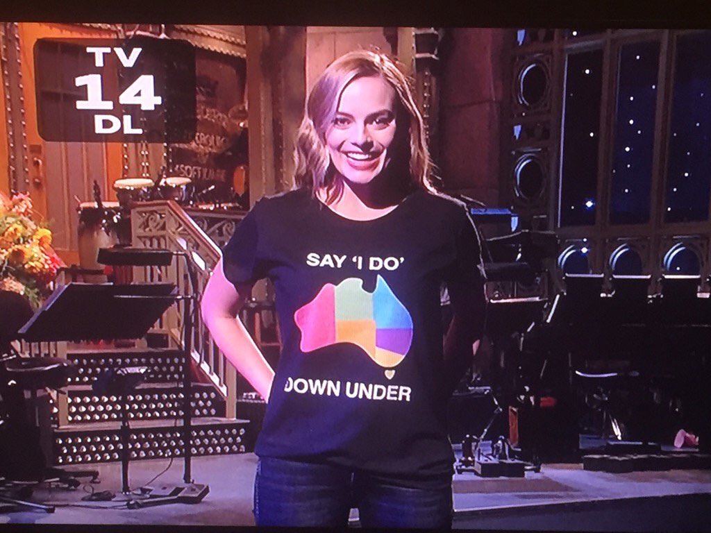 Margot Robbie Backs Australian Marriage Equality On Saturday Night Live