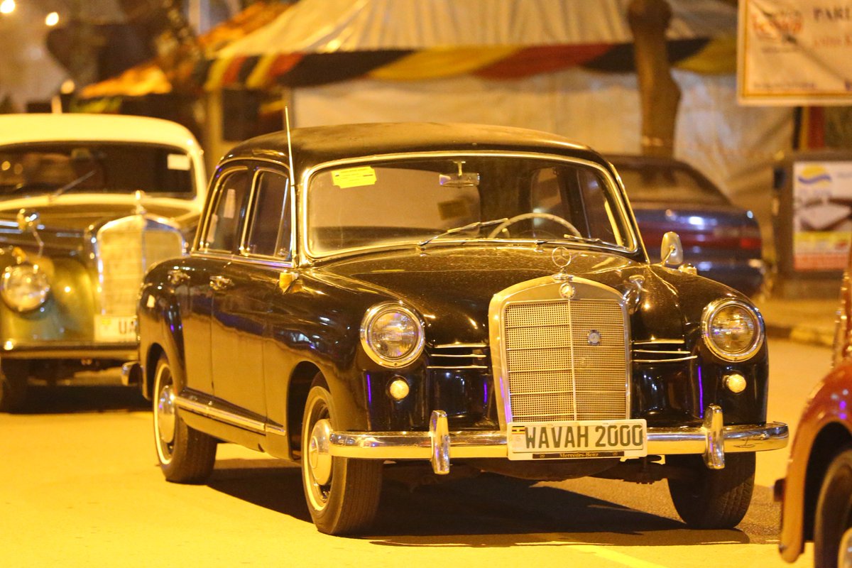 KCCAUG's tweet photo. Have an unforgettable experience at the Vintage classics show along Parliamentary avenue. #KampalaCityFestival @KlaCityFestival https://t.co/Gk7KPvhPRo