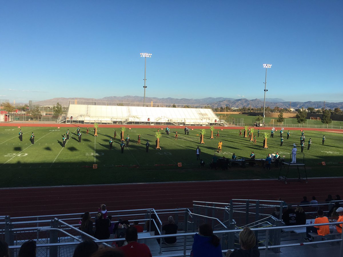 birdtweetershs's tweet photo. Shout out to our Sultana band and Color Guard! Rocking 1st place at the Oak Hills 4th annual competition! #soproudofyousultans #gothreepeat https://t.co/ALVicuNvve