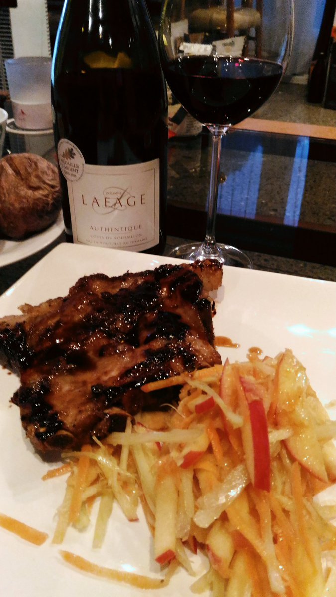 lwhelan14's tweet photo. Wow amazing effort @RonanGriffin10  sticky ribs with apple, fennel and carrot slaw #saturdaykitchen #foodie #homechef https://t.co/LueeIoNIhb