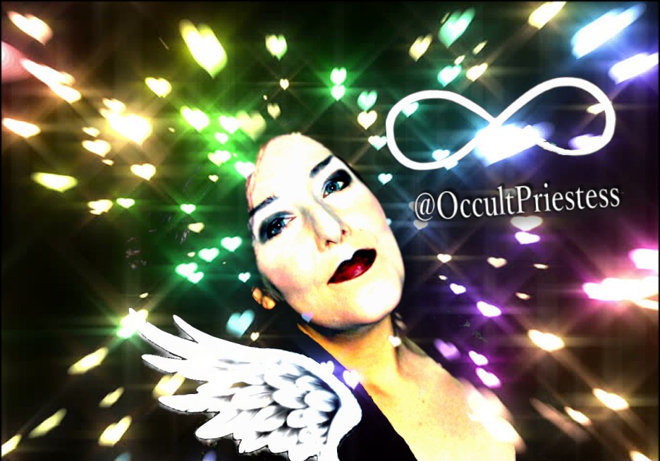 OccultPriestess's tweet image. Happy Halloween 1st @rustyrockets #RBPodcast #Occult #Priestess #Guest